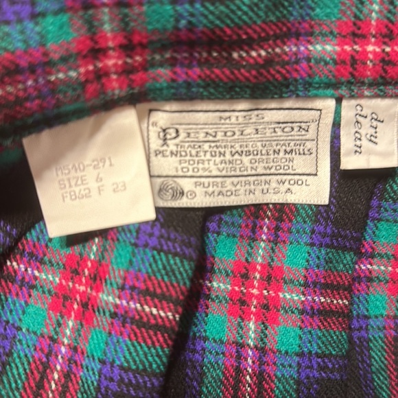Pendleton wool skirt - Picture 4 of 5